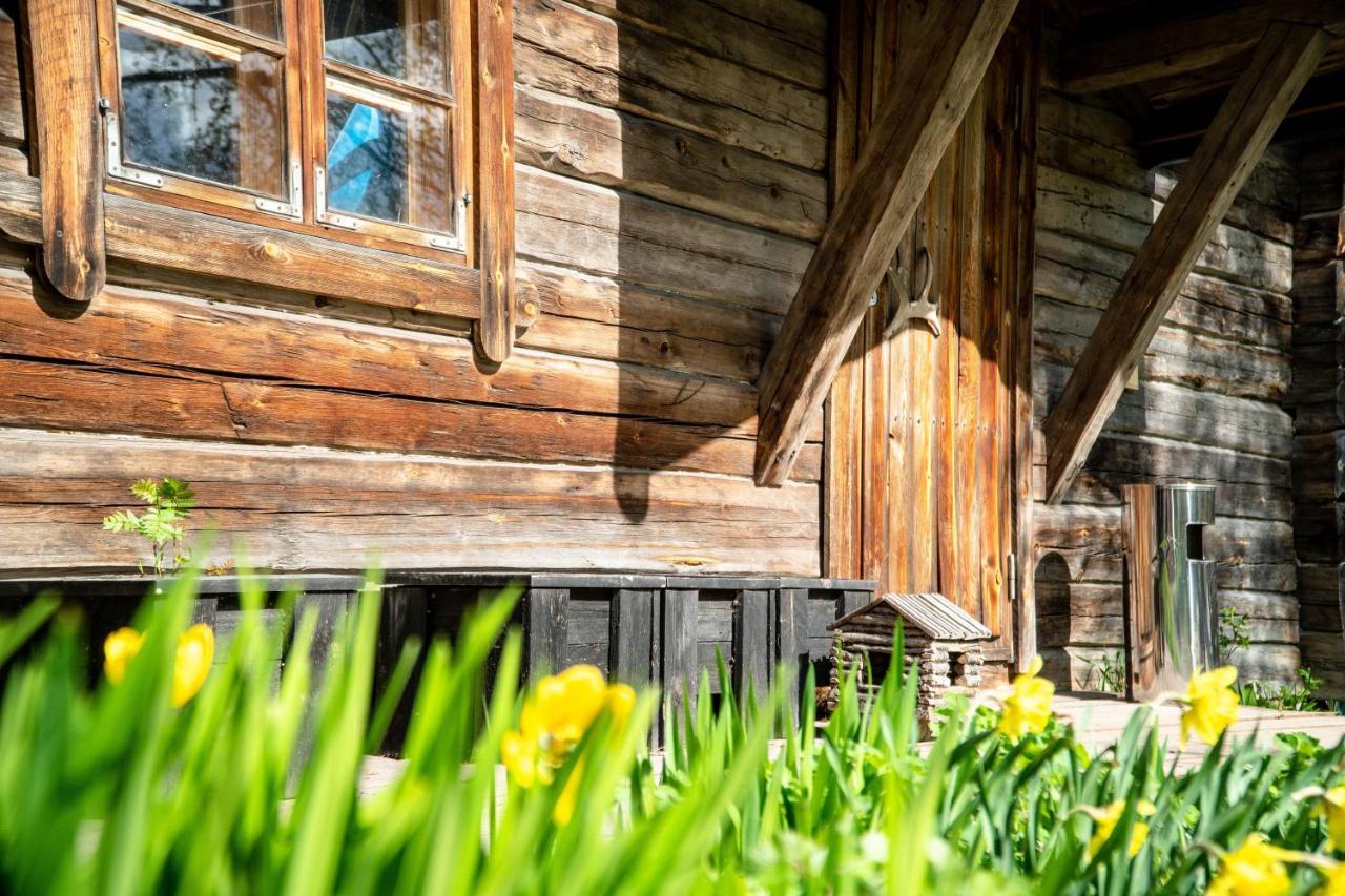 Hotel Lauri Historical Log House Manor Rovaniemi Exteriér fotografie