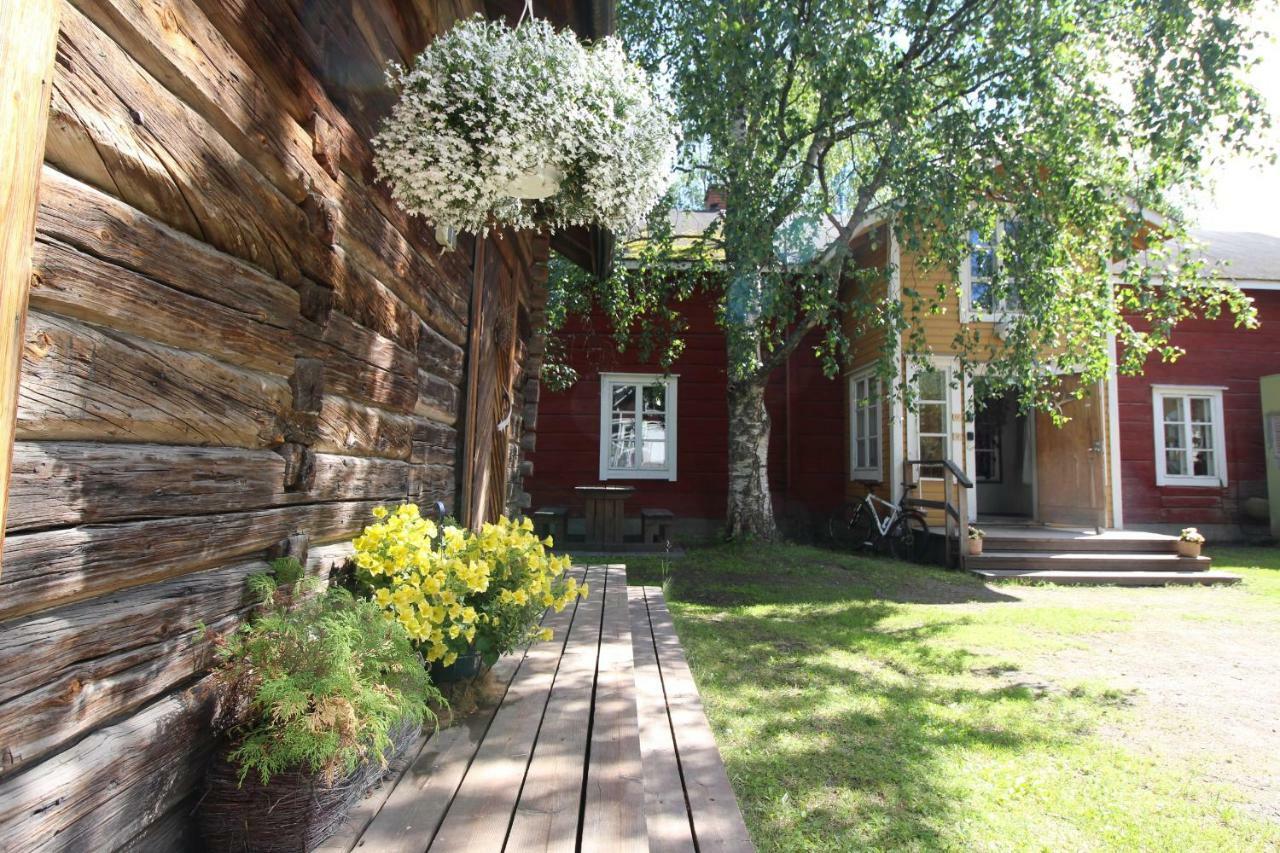 Hotel Lauri Historical Log House Manor Rovaniemi Exteriér fotografie